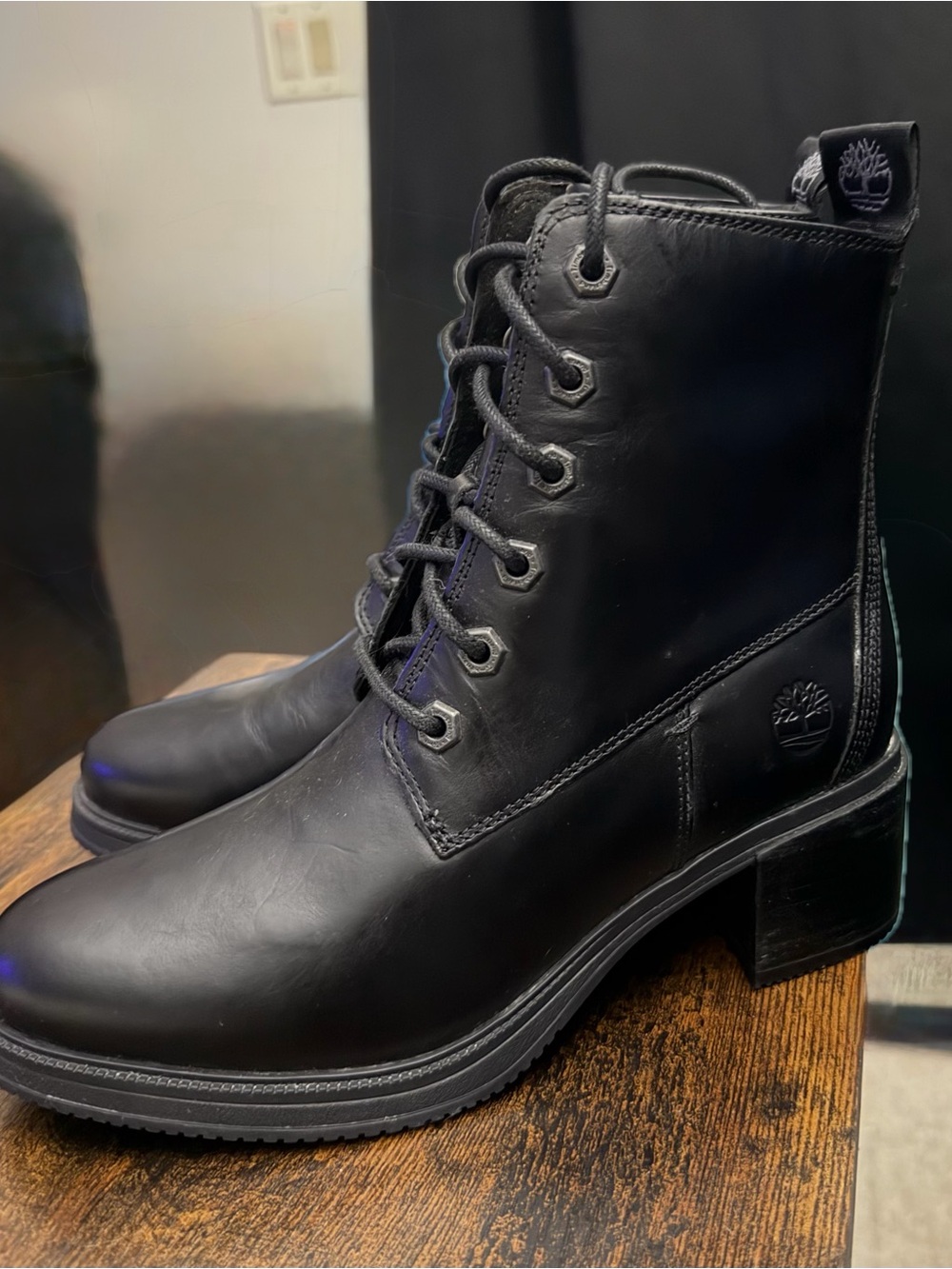 Women’s Timberland Classic Black Leather Lace-Up Boots